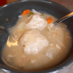 Chicken stew with dumplings